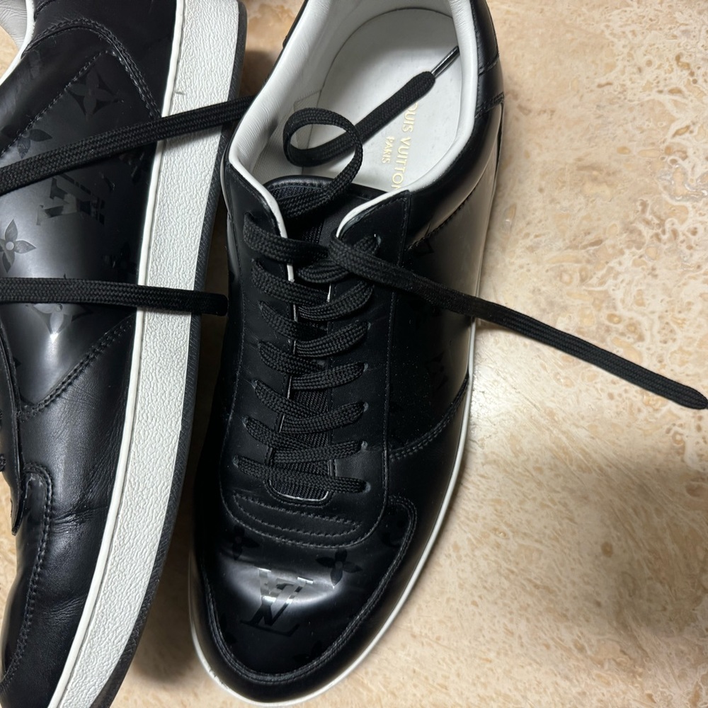 Louis Vuitton Black and White Sneakers - Picture 4 of 8